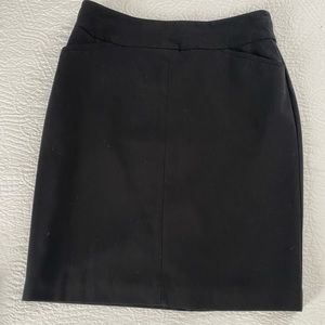 Worthington Petite Black Skirt 20” zip back 2P